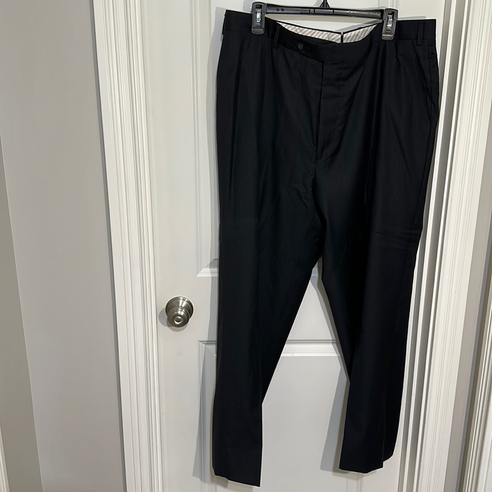 Samuelsohn flat front charcoal grey trousers size 40/31